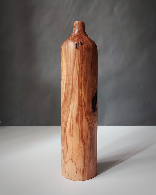 B33 Olive wood vase