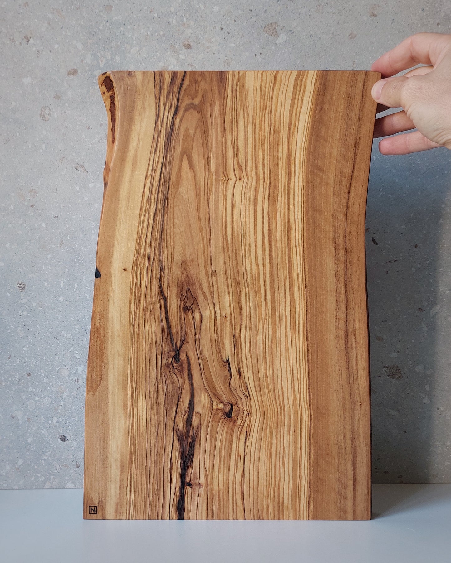 T16 Spanish Olive Cutting Board