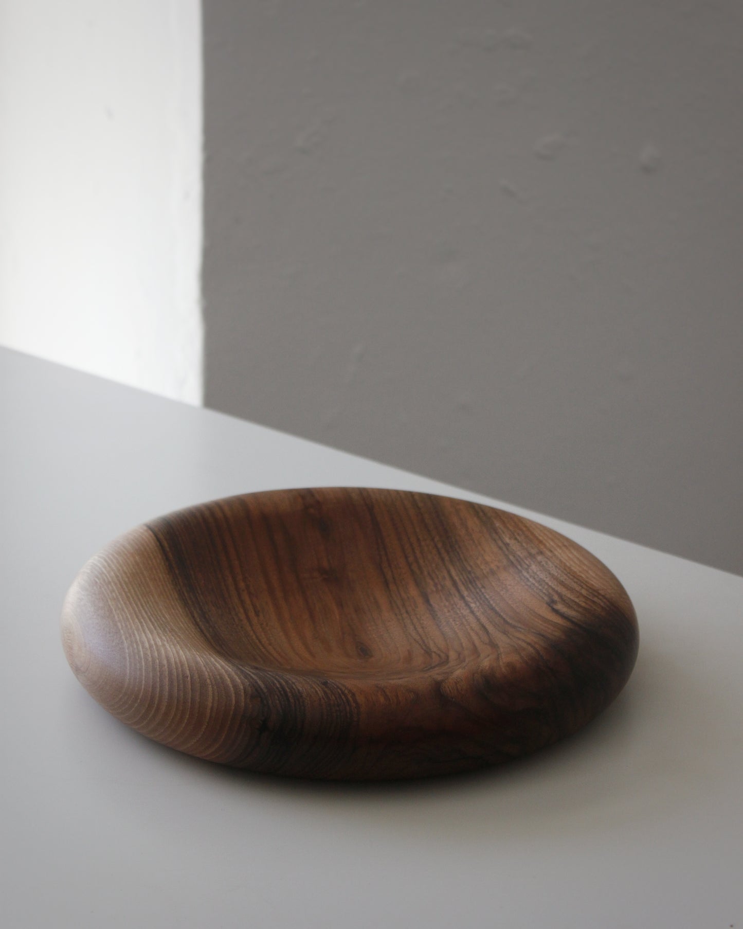 A108 Iberian Walnut Wood Center