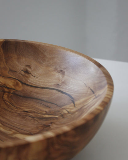 A120 Spanish Olive Wood Centerpiece