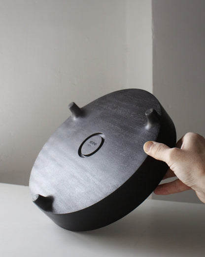 A236 Ebonized Sapele wood center