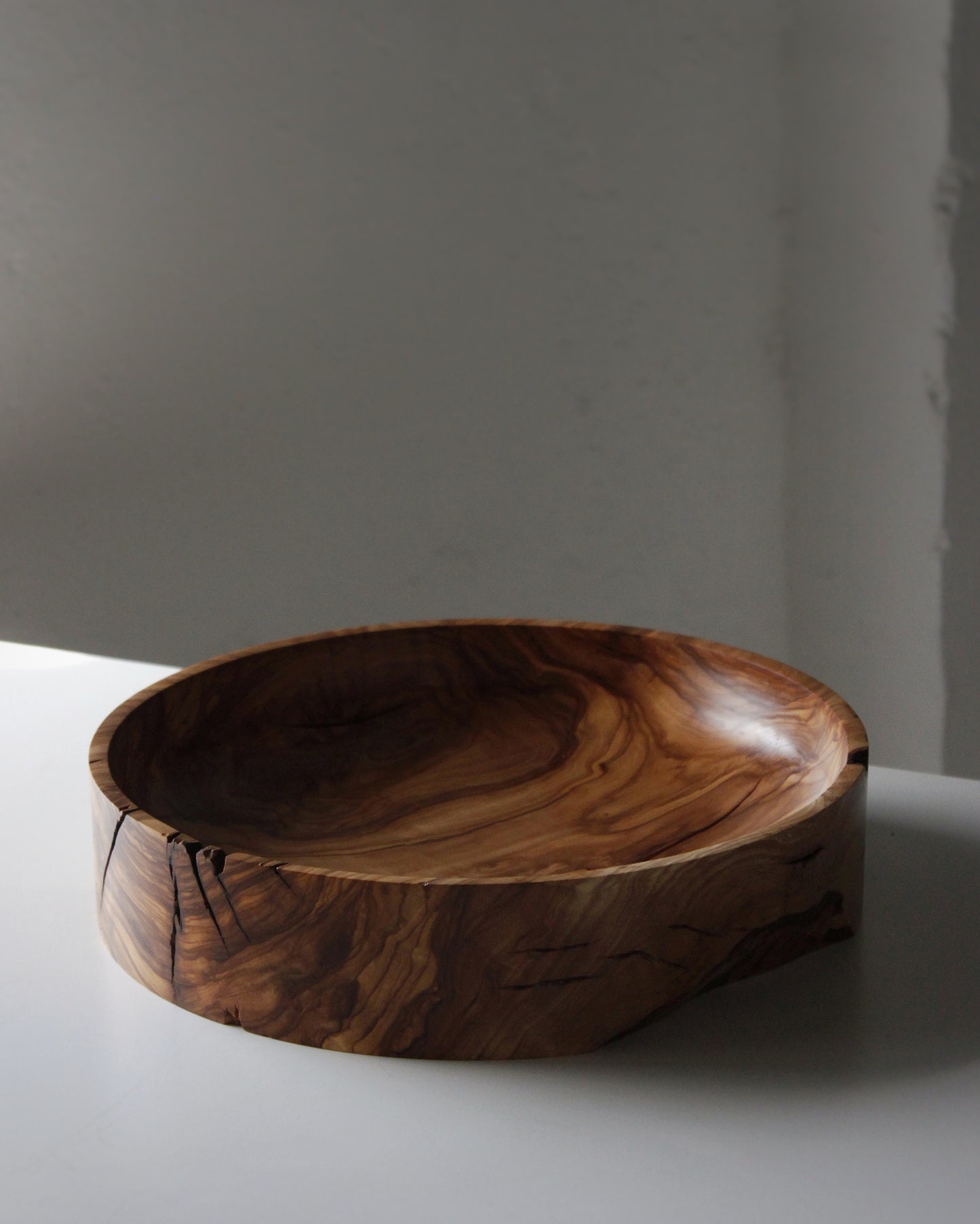 A209 Spanish Olive Wood Centerpiece