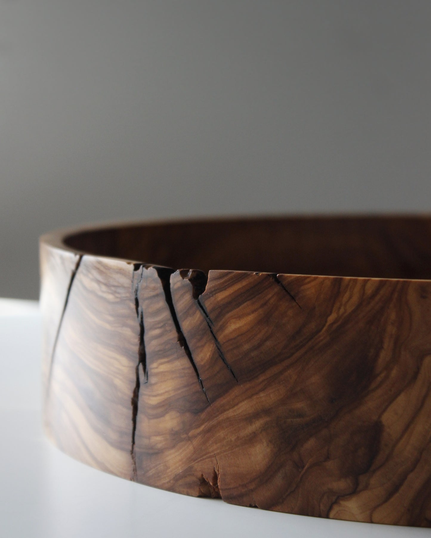 A209 Spanish Olive Wood Centerpiece