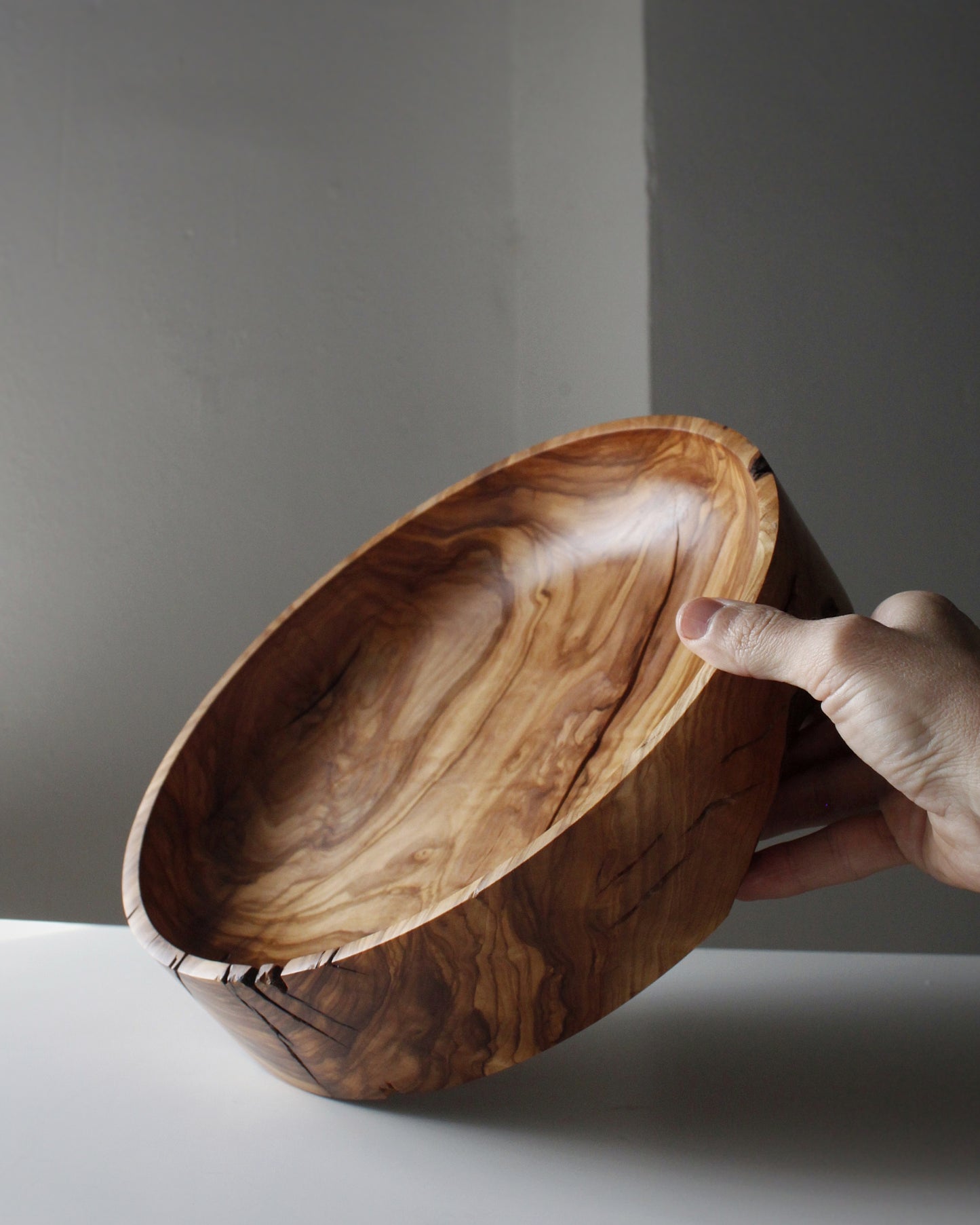 A209 Spanish Olive Wood Centerpiece