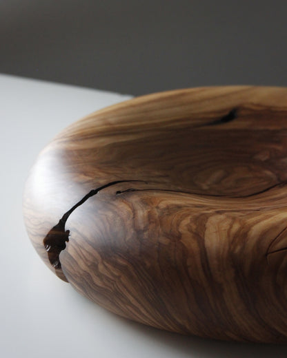 A203 Spanish Olive Wood Centerpiece