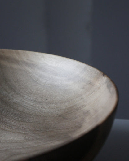 A202 Iberian Walnut Wood Center