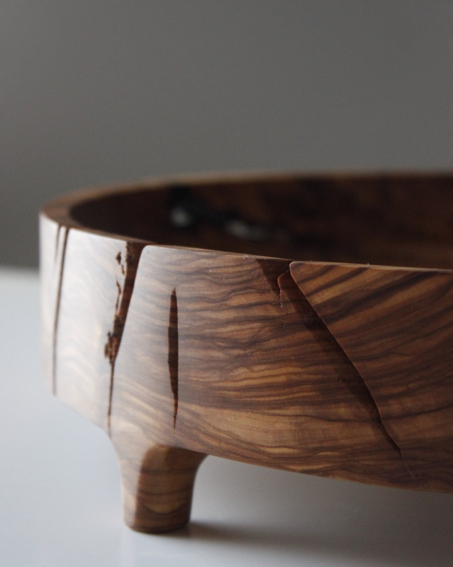 A217 Spanish Olive Wood Centerpiece