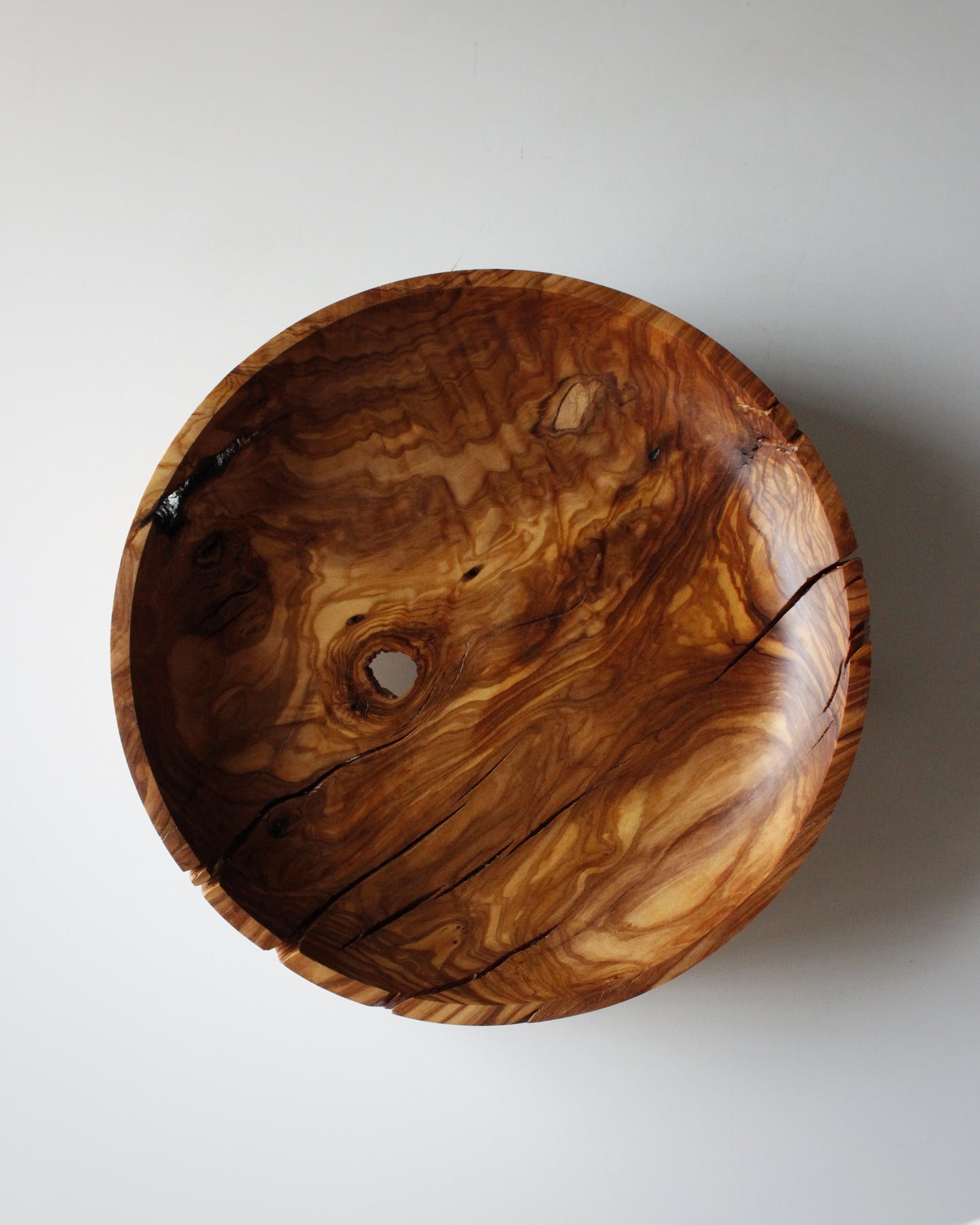 A217 Spanish Olive Wood Centerpiece