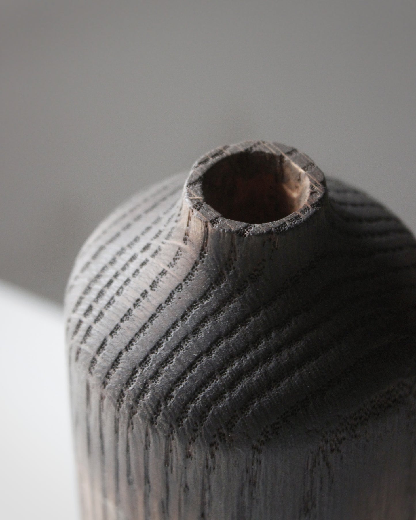 B52 Aged Red Oak Vase