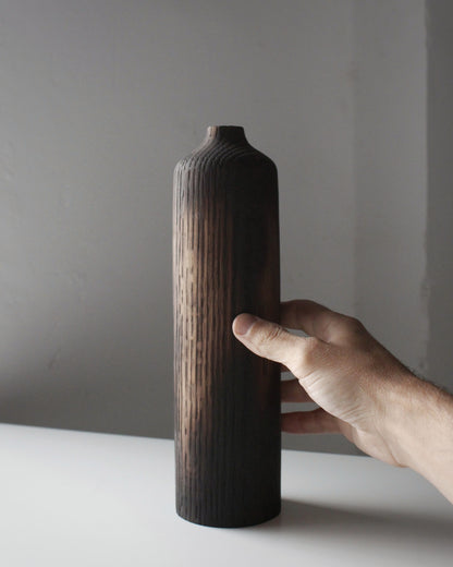 B52 Aged Red Oak Vase