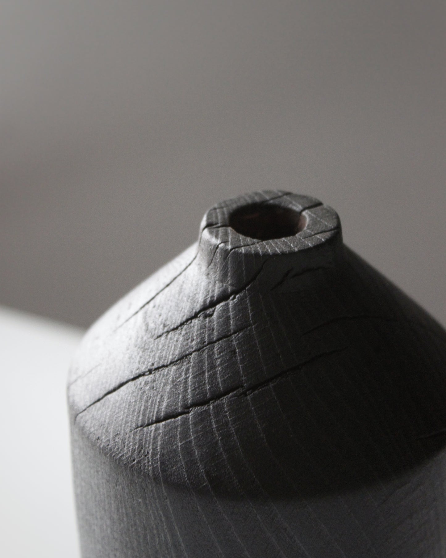 B51 White Beech Charred Vase