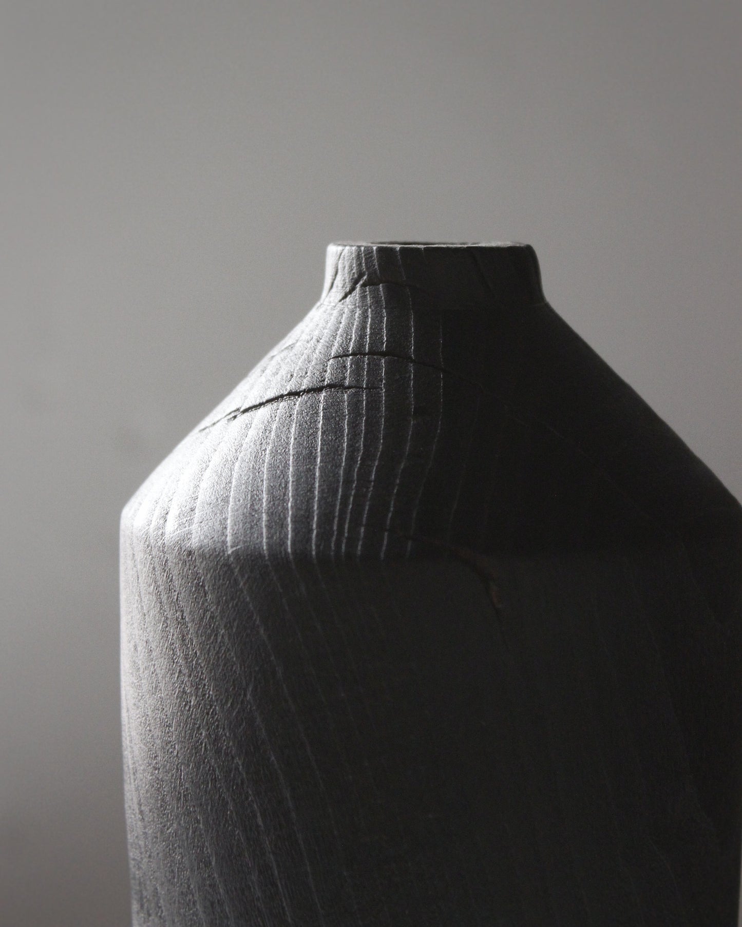 B51 White Beech Charred Vase