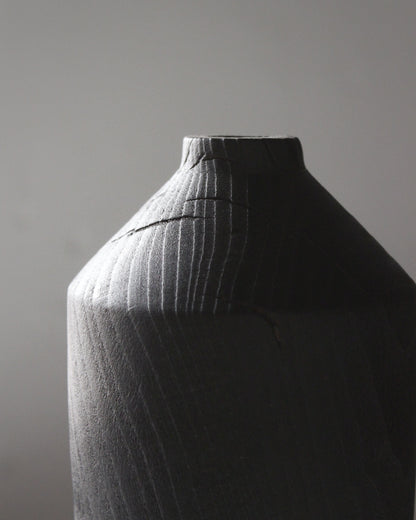 B51 White Beech Charred Vase