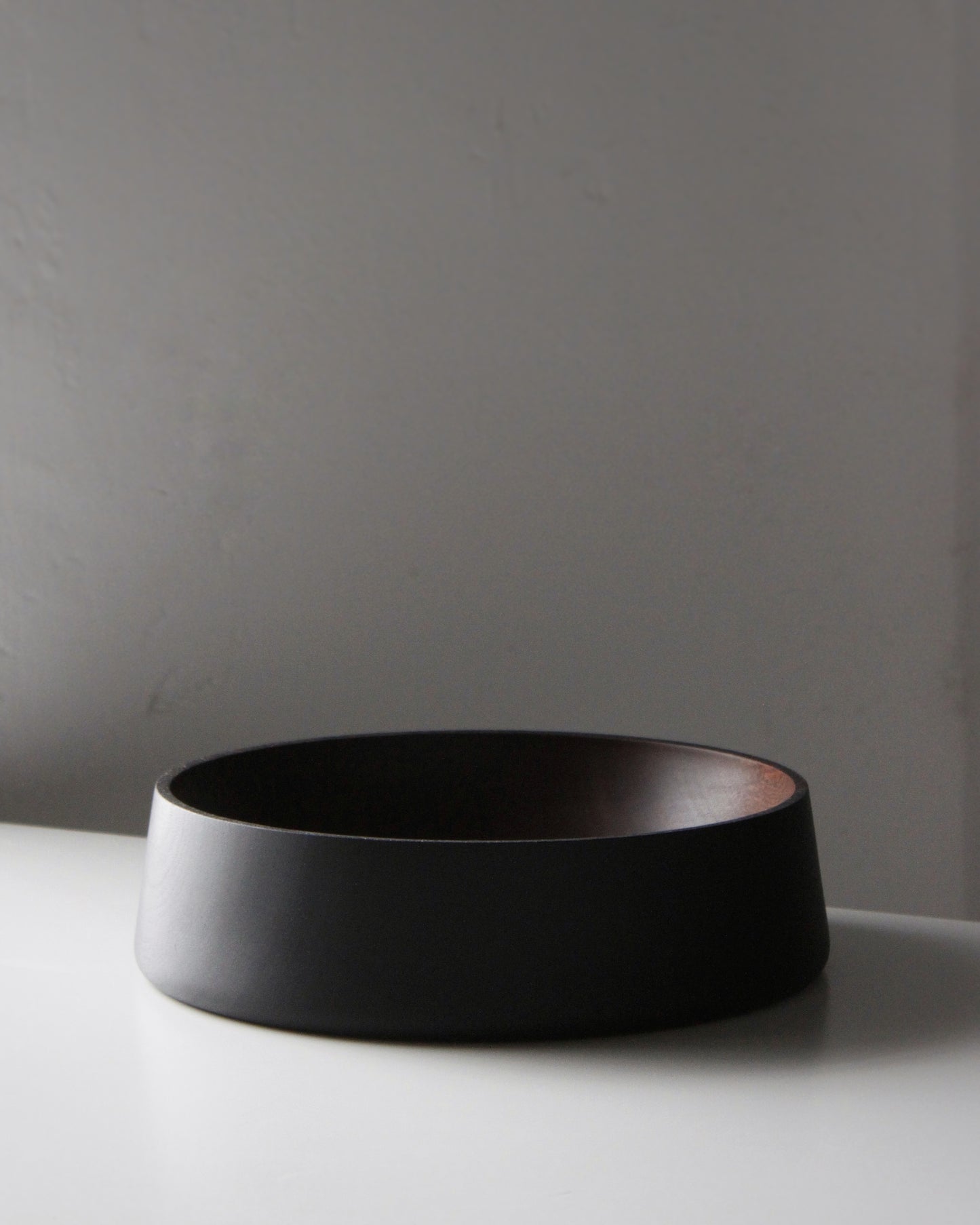 A208 Ebonized Sapeli Wood Centerpiece