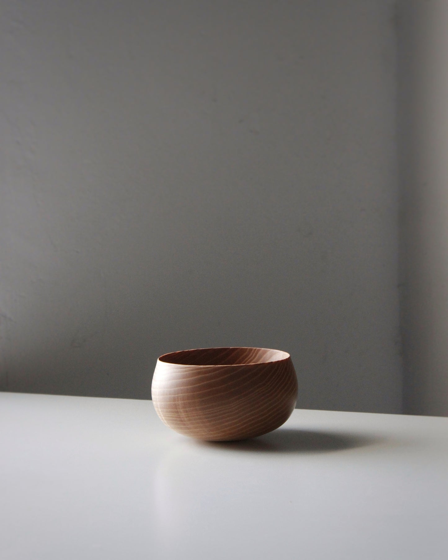 A243 Ash wood center