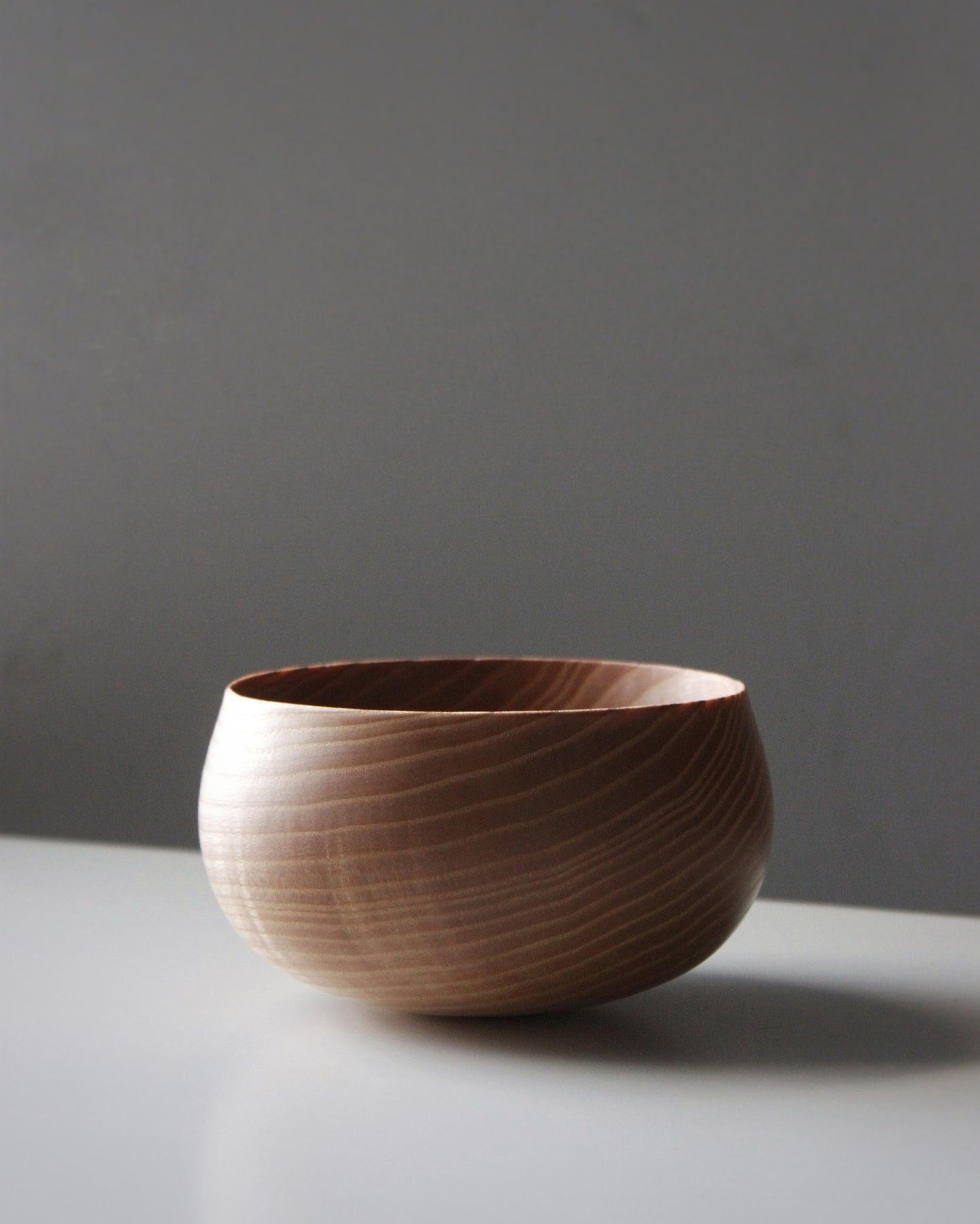 A243 Ash wood center