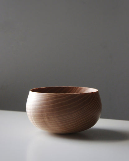 A243 Ash wood center