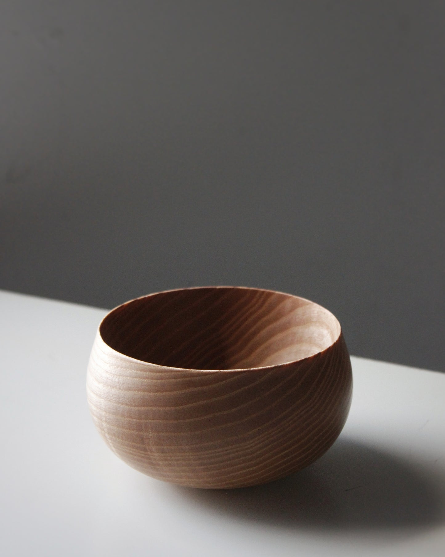 A243 Ash wood center