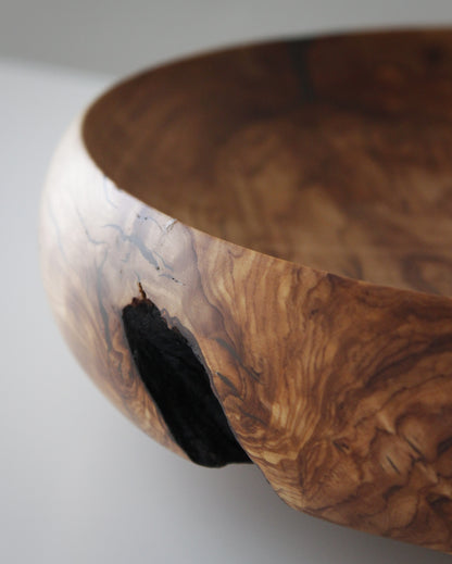 A166 Spanish Olive Wood Centerpiece