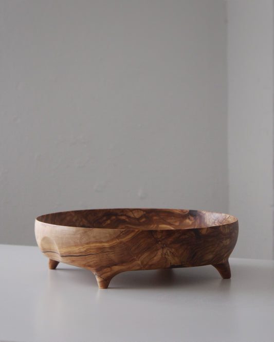 A160 Spanish Olive Wood Centerpiece