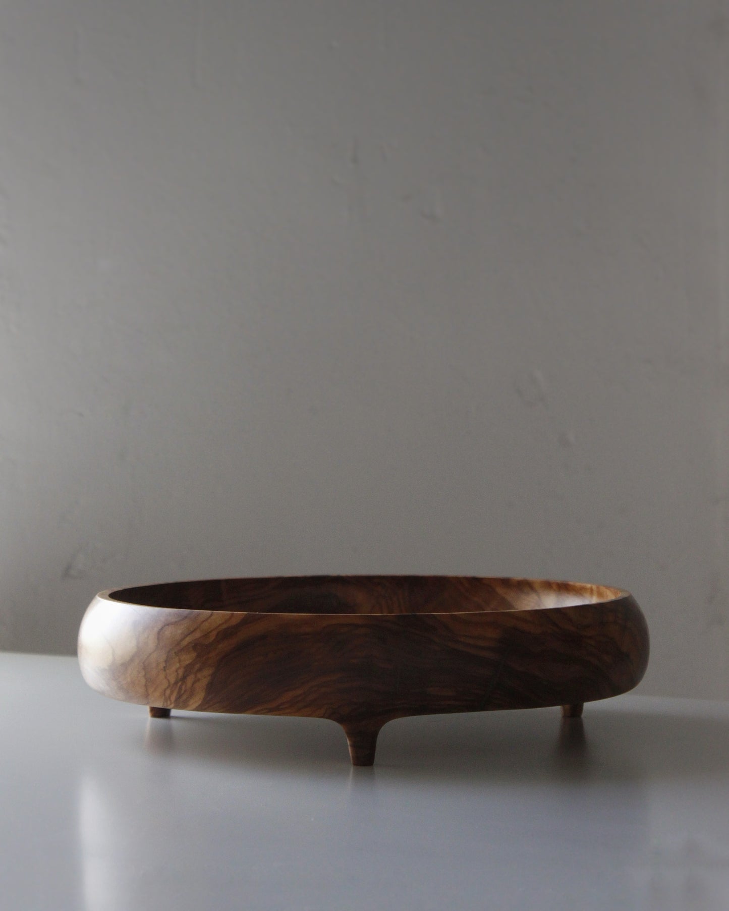 A217 Spanish Olive Wood Centerpiece
