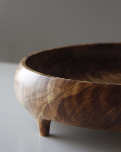 A217 Spanish Olive Wood Centerpiece